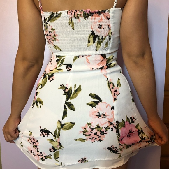 Dynamite dress - Picture 3 of 9